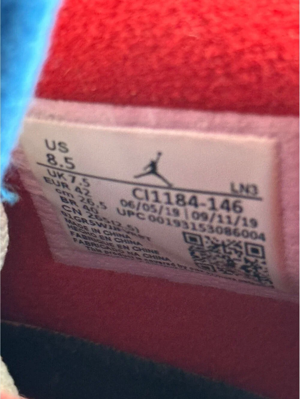 Size 8.5 - Jordan 4 Retro SE Mid What The 4
